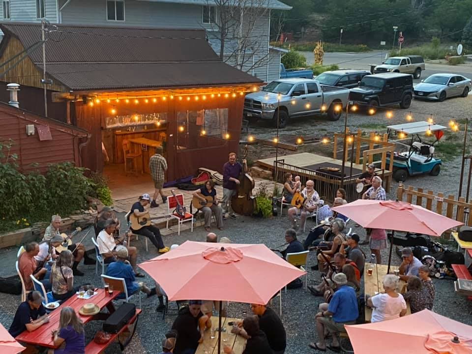 The Lyons Jam